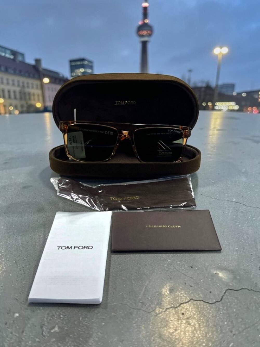 Tom Ford "Philippe-02" TF999 Flat-Top Sunglasses - Picture 3 of 6